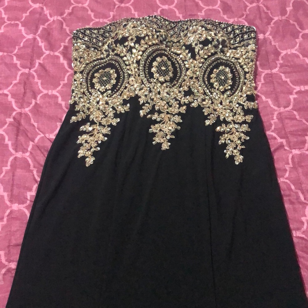 Long black gown strapless dress